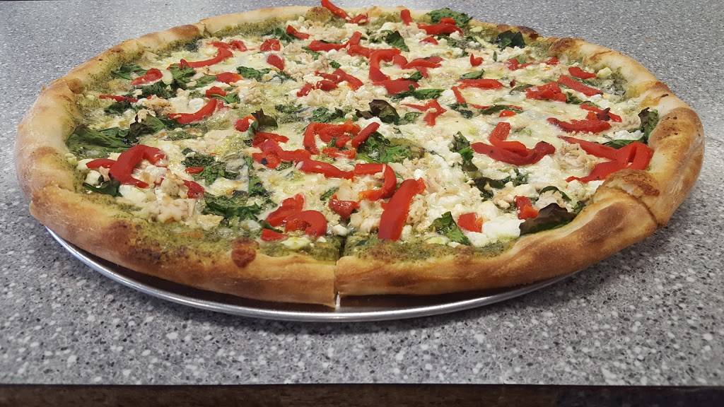 Daves Pizza | restaurant | 873 Globe St, Fall River, MA 02724, USA | 5086738000 OR +1 508-673-8000