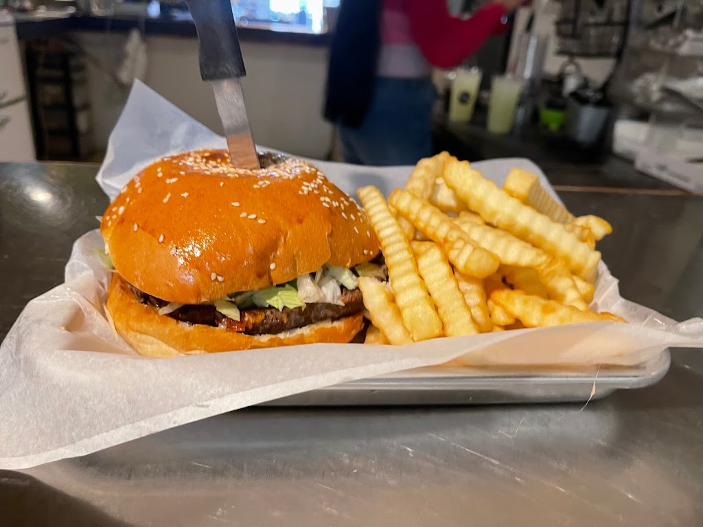 Food Jet | restaurant | 3102 National Parks Hwy, Carlsbad, NM 88220, USA | 5758859718 OR +1 575-885-9718