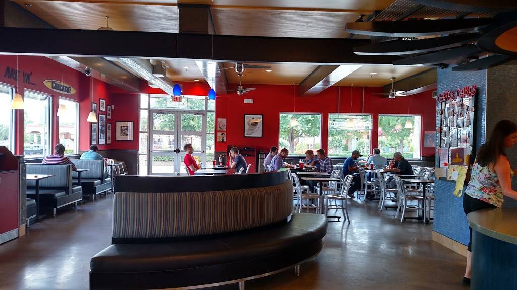 Raising Canes Chicken Fingers | meal takeaway | 4100 Belt Line Rd, Addison, TX 75001, USA | 9728517960 OR +1 972-851-7960