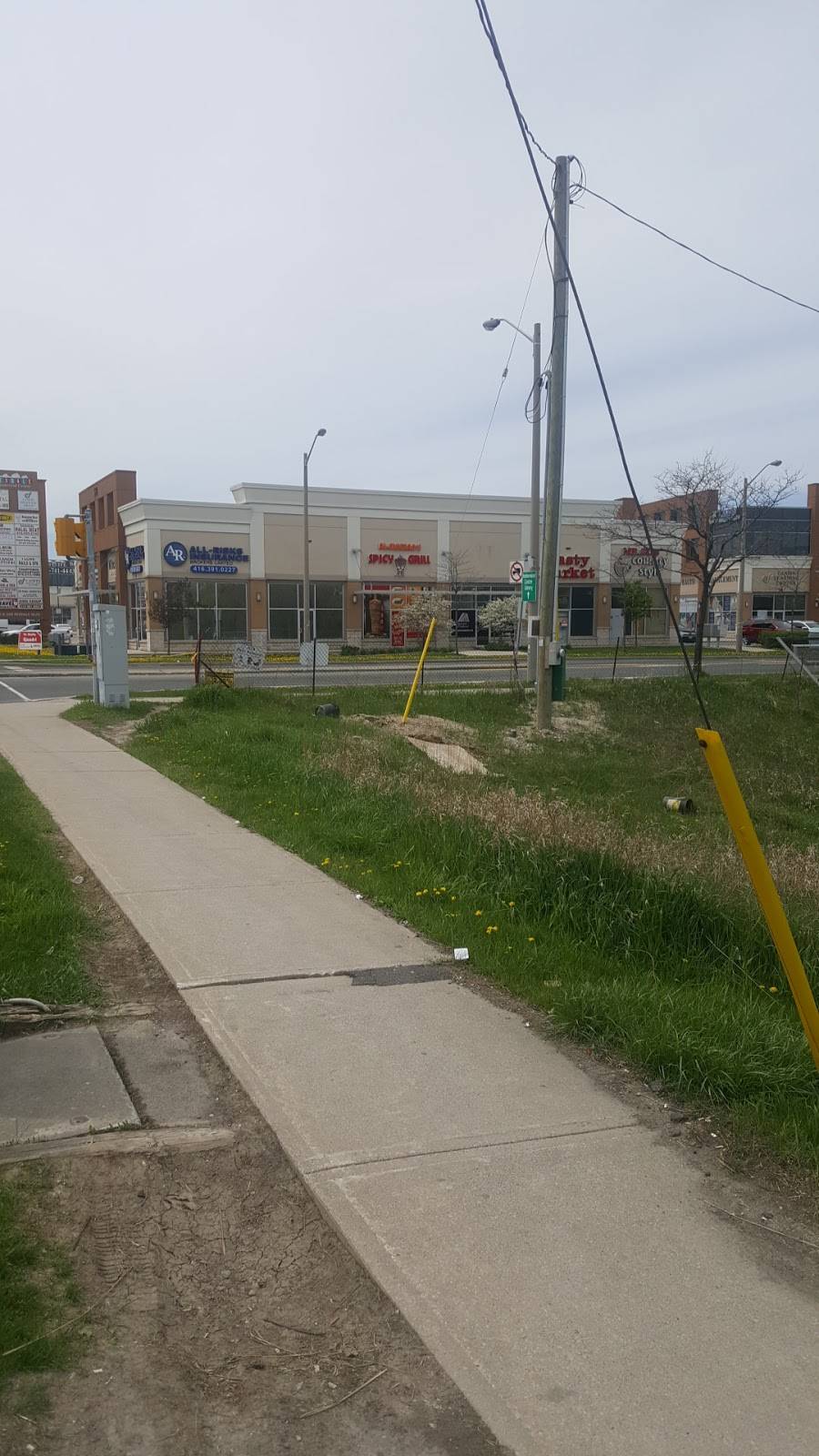 Spicy Grill | restaurant | Humberwood, Toronto, ON M9W 0B5, Canada | 4166757775 OR +1 416-675-7775