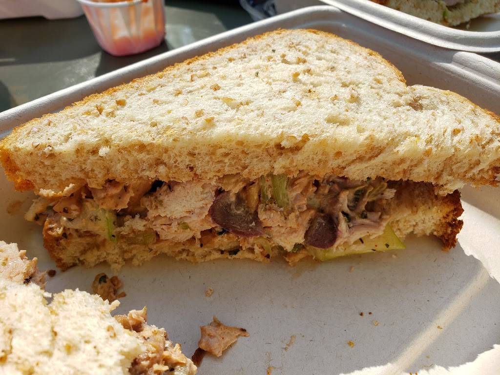 The Patio | restaurant | 2650 S John Williams Way E, Tulsa, OK 74114, USA | 9187791000 OR +1 918-779-1000