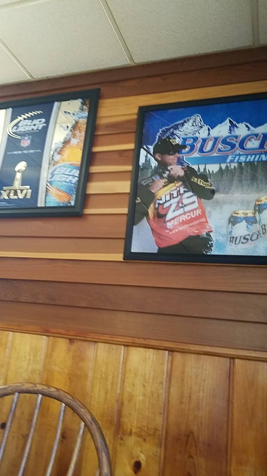 The Seven Deuce | restaurant | 104 S Main St, Tekonsha, MI 49092, USA | 5177674230 OR +1 517-767-4230