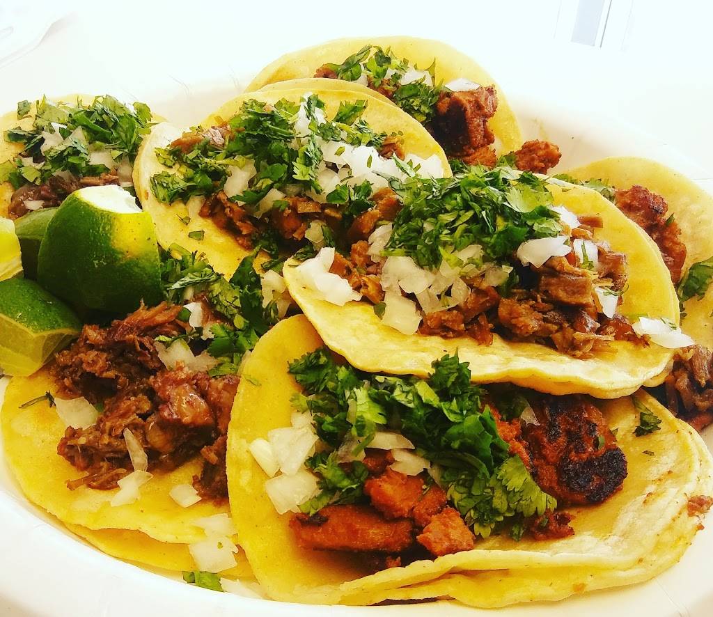 El Cacheton Tacos y Tortas | restaurant | 1050 N Westmoreland Rd ste #429, Dallas, TX 75211, USA | 2143317551 OR +1 214-331-7551
