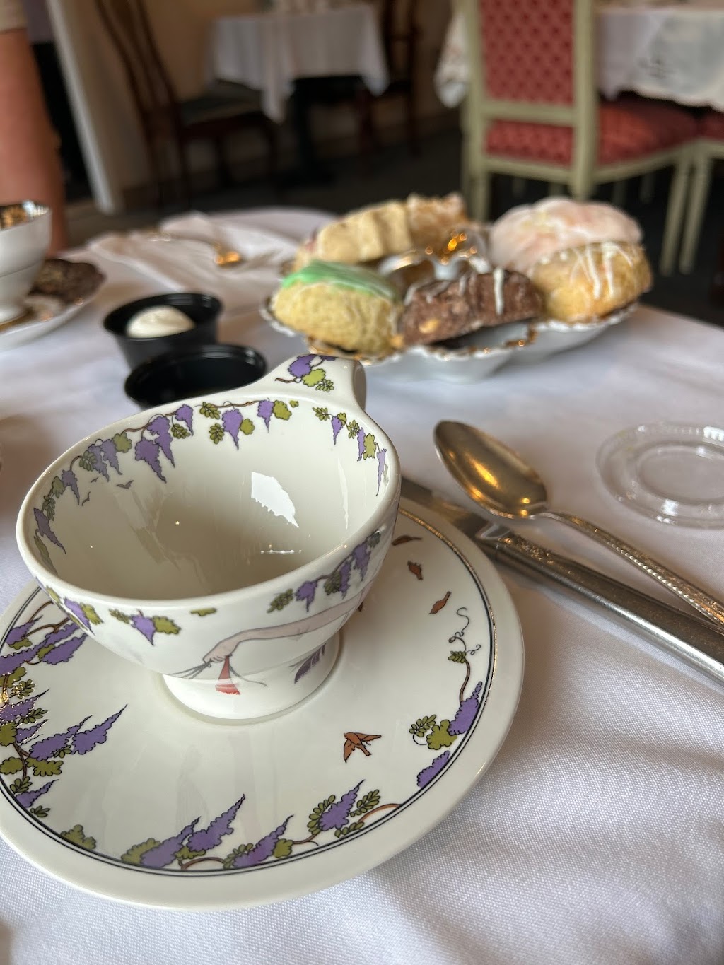 Just Delicious Scones | bakery | 28750 Utica Rd, Roseville, MI 48066, USA | 5868996023 OR +1 586-899-6023