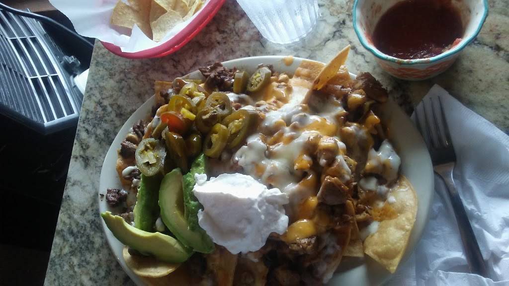 La Fuente Restaurant | restaurant | 214 E Main St, Florence, TX 76527, USA | 2547932870 OR +1 254-793-2870