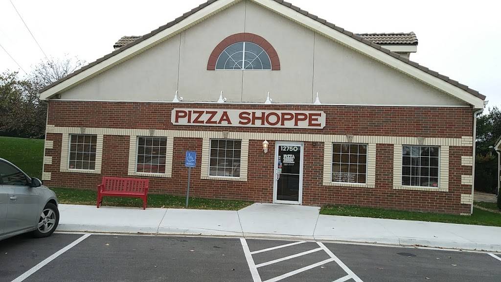 Pizza Shoppe | restaurant | 12750 Pflumm Rd, Olathe, KS 66062, USA | 9133977117 OR +1 913-397-7117