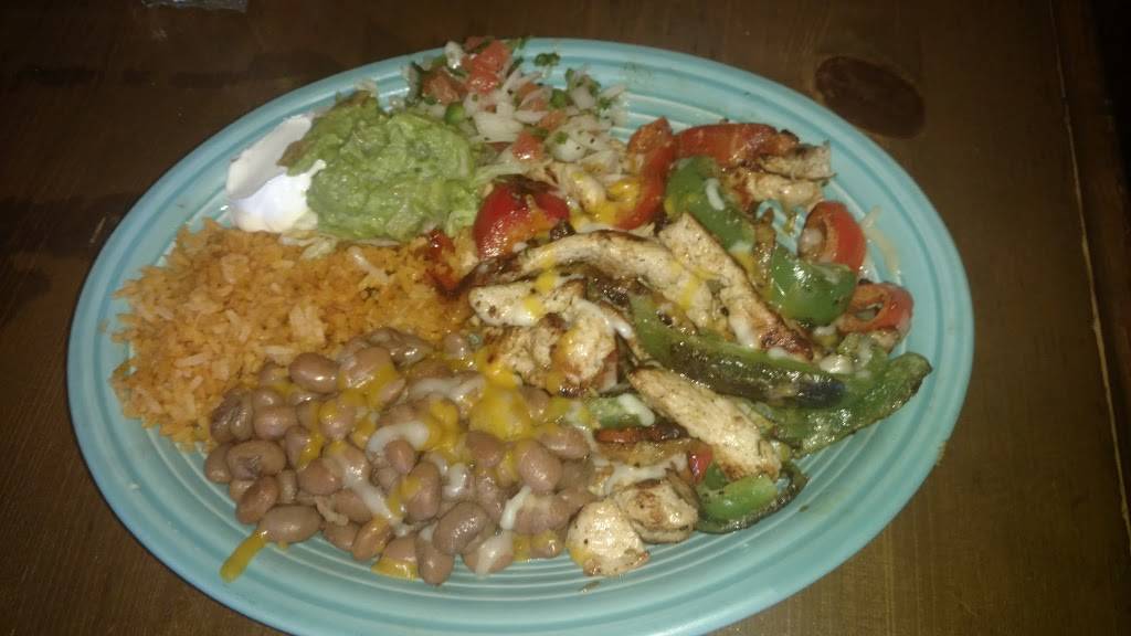 Colina De Oro | restaurant | 17810 CA-49, Plymouth, CA 95669, USA | 2092453278 OR +1 209-245-3278