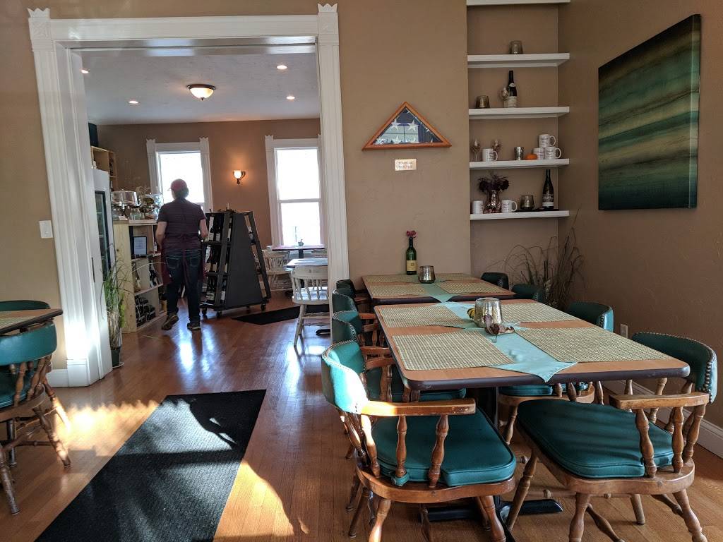 Vittles & Vine | restaurant | S42W31428 WI-83, Waukesha, WI 53189, USA | 2629689463 OR +1 262-968-9463