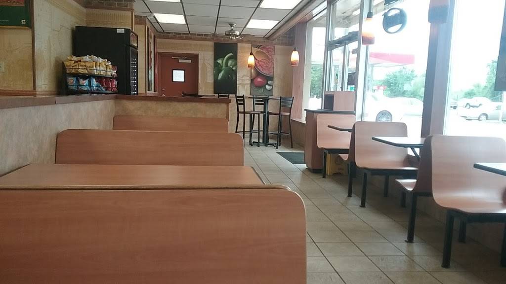 Subway | restaurant | 2610 Amnicola Hwy, Chattanooga, TN 37406, USA | 4234931174 OR +1 423-493-1174