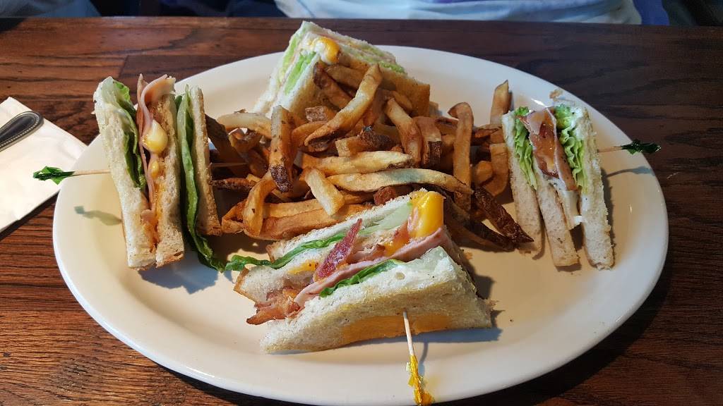 Snuffers Mesquite | restaurant | 3726 Towne Crossing Blvd, Mesquite, TX 75150, USA | 4692509130 OR +1 469-250-9130