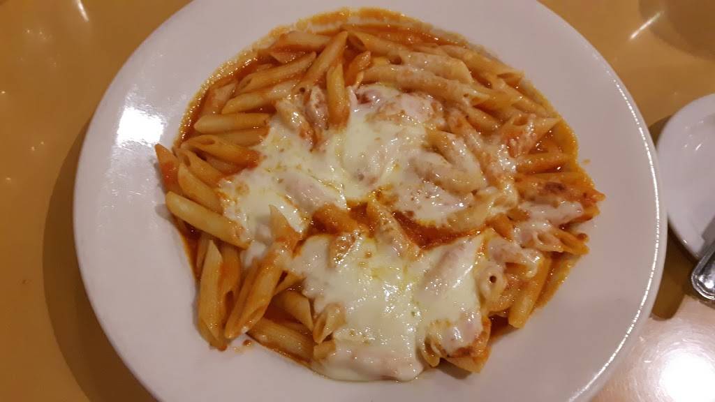 Fratelli | restaurant | 2507 Eastchester Rd, Bronx, NY 10469, USA | 7185472489 OR +1 718-547-2489