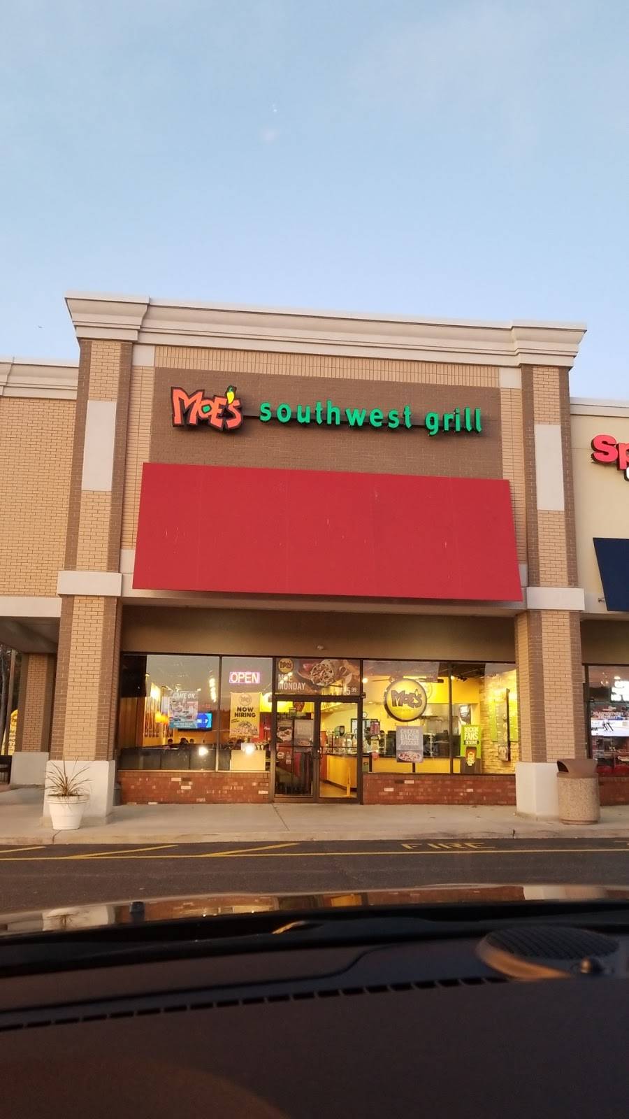 Moes Southwest Grill | restaurant | 82 U.S. 9, Manalapan Township, NJ 07726, USA | 7328515400 OR +1 732-851-5400