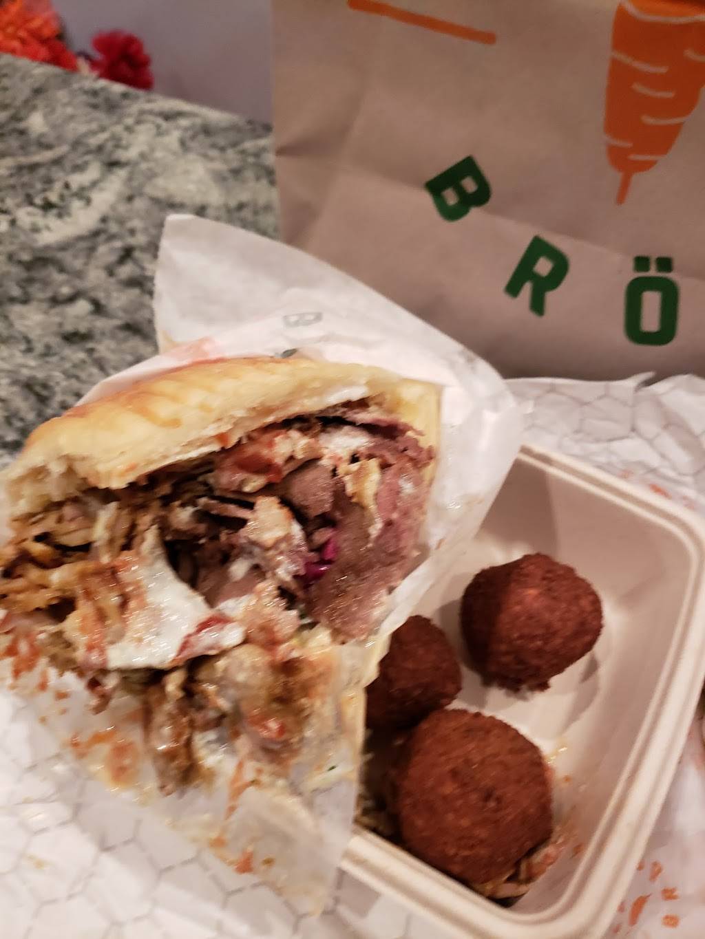 Döner Brös | restaurant | 3204 St Paul St, Baltimore, MD 21218, USA | 8443667277 OR +1 844-366-7277