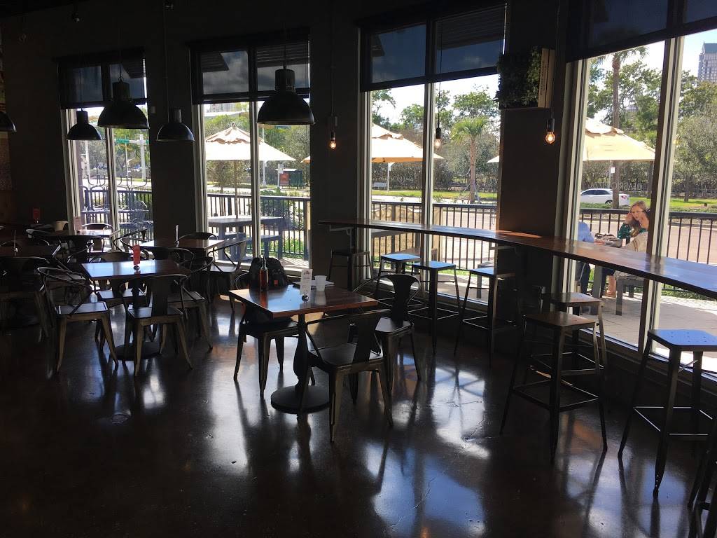 Fabrica Pizza | restaurant | 142 S Meridian Ave, Tampa, FL 33602, USA | 8136050764 OR +1 813-605-0764