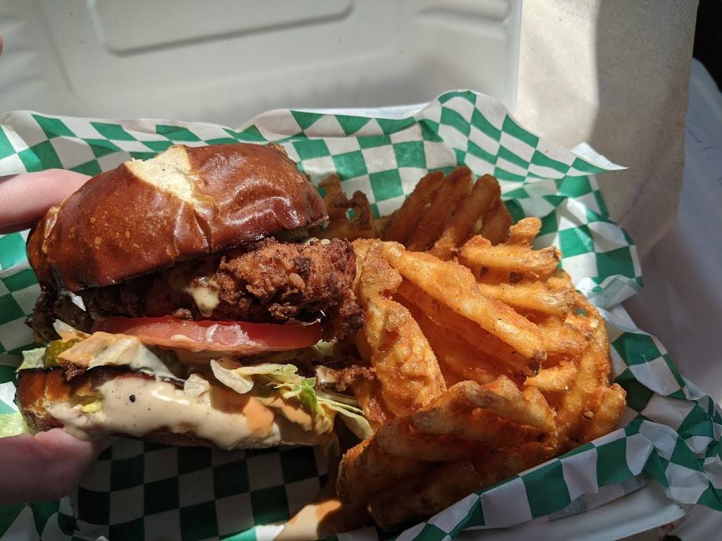 Twisted Plants | restaurant | 4905 S Packard Ave, Cudahy, WI 53110, USA | 4148004005 OR +1 414-800-4005