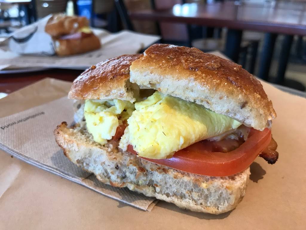 Cosi | meal takeaway | 1001 Pennsylvania Ave NW, Washington, DC 20004, USA | 2026280602 OR +1 202-628-0602