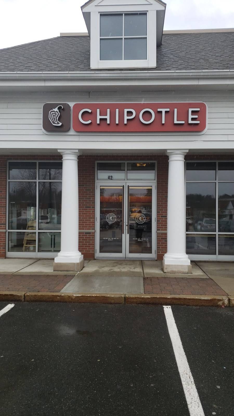 Chipotle Mexican Grill | restaurant | 42 Center Square, East Longmeadow, MA 01028, USA | 4135251059 OR +1 413-525-1059