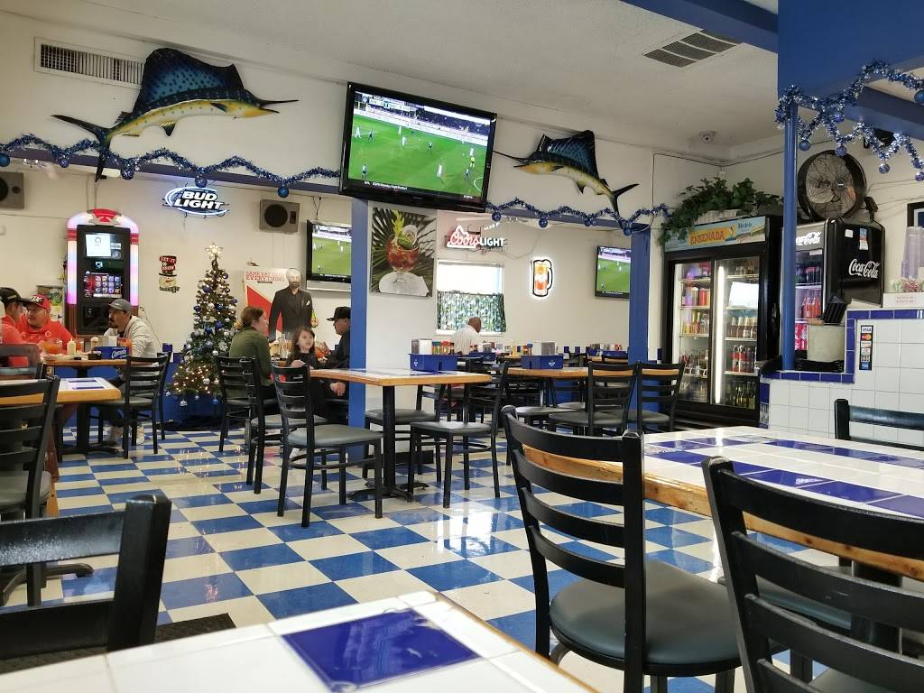 Mariscos Ensenada | restaurant | 2019 N 16th St, Phoenix, AZ 85006, USA | 6022560201 OR +1 602-256-0201