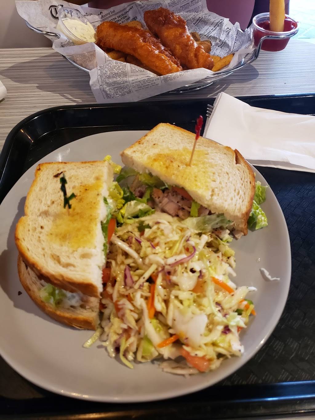 Pellys Fish Market & Cafe | cafe | 7110 Avenida Encinas # 101, Carlsbad, CA 92011, USA | 7604318454 OR +1 760-431-8454