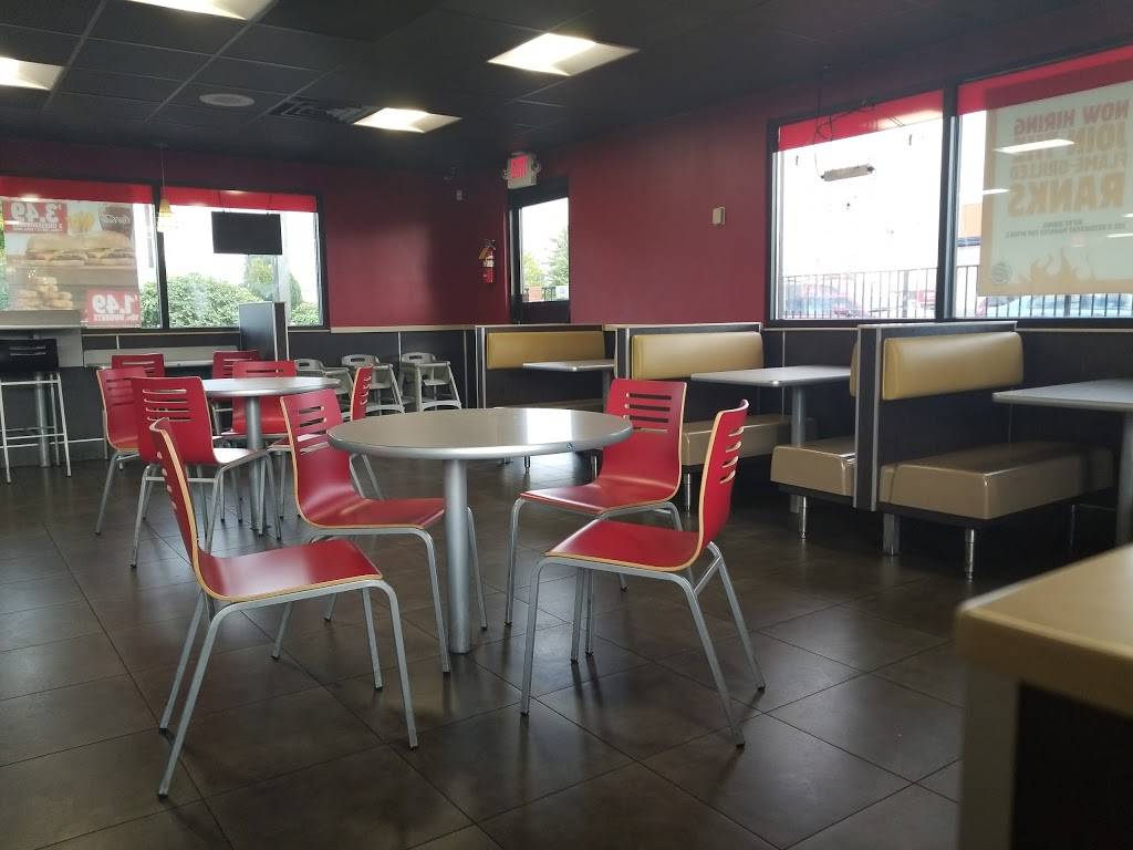 Burger King | restaurant | 1315 4th St, Marysville, WA 98270, USA | 3606532622 OR +1 360-653-2622