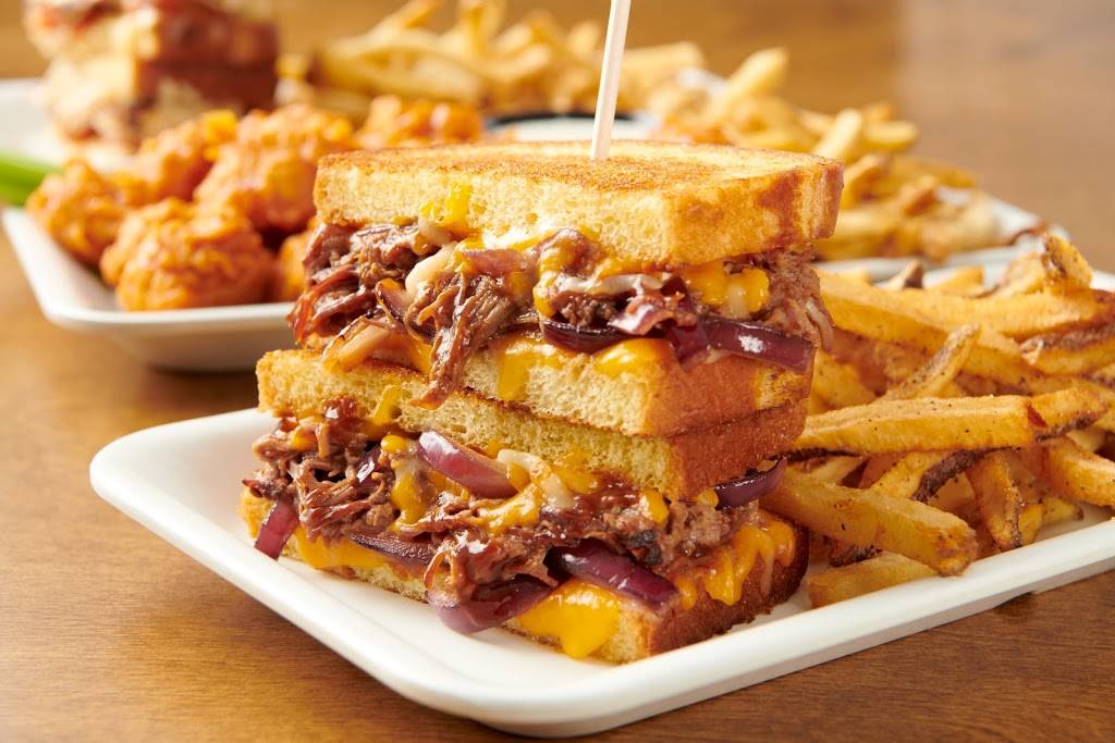 BoomerJacks Grill & Bar - Northwest Hwy | restaurant | 10250 Technology Blvd E, Dallas, TX 75220, USA | 9722880990 OR +1 972-288-0990