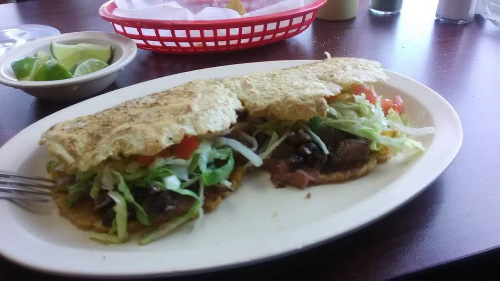 Magos Tacos & Tamales 2 | restaurant | 5211 W Diversey Ave, Chicago, IL 60639, USA | 7736885457 OR +1 773-688-5457