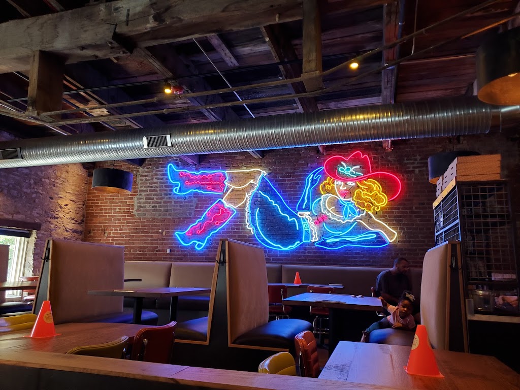 Fat Sullys Pizza- Kansas City | restaurant | 4144 Pennsylvania Ave, Kansas City, MO 64111, USA | 8168007816 OR +1 816-800-7816