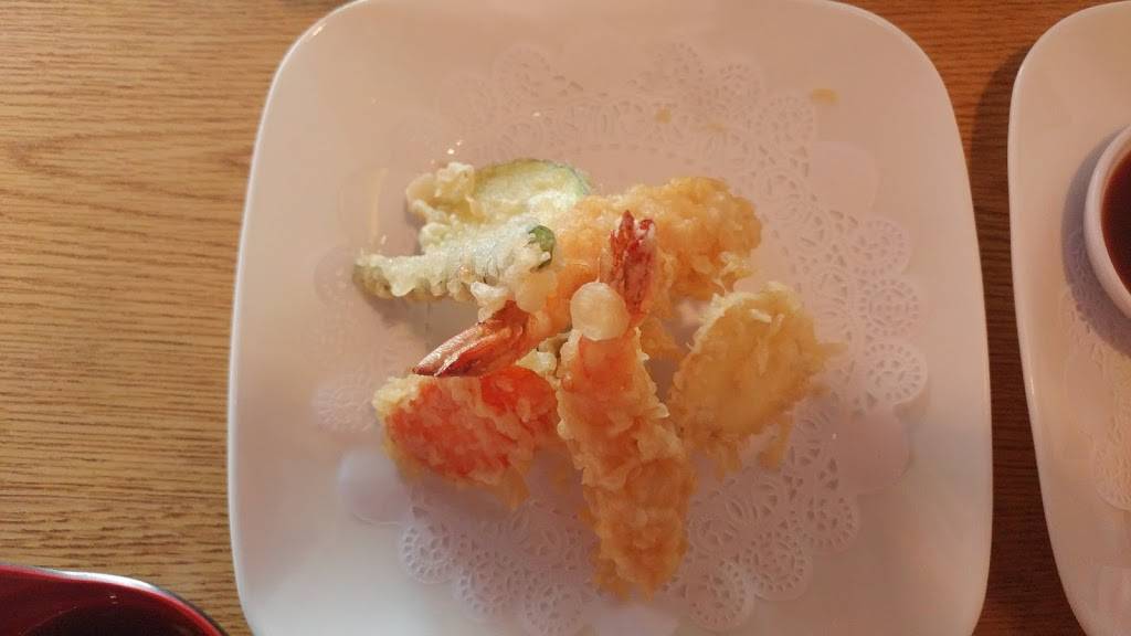 Azuma Sushi | restaurant | 4533 California Ave SW, Seattle, WA 98116, USA | 2069371148 OR +1 206-937-1148