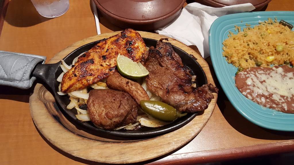 El Charro | restaurant | 4611 Southpoint Pkwy, Fredericksburg, VA 22407, USA | 5407109390 OR +1 540-710-9390