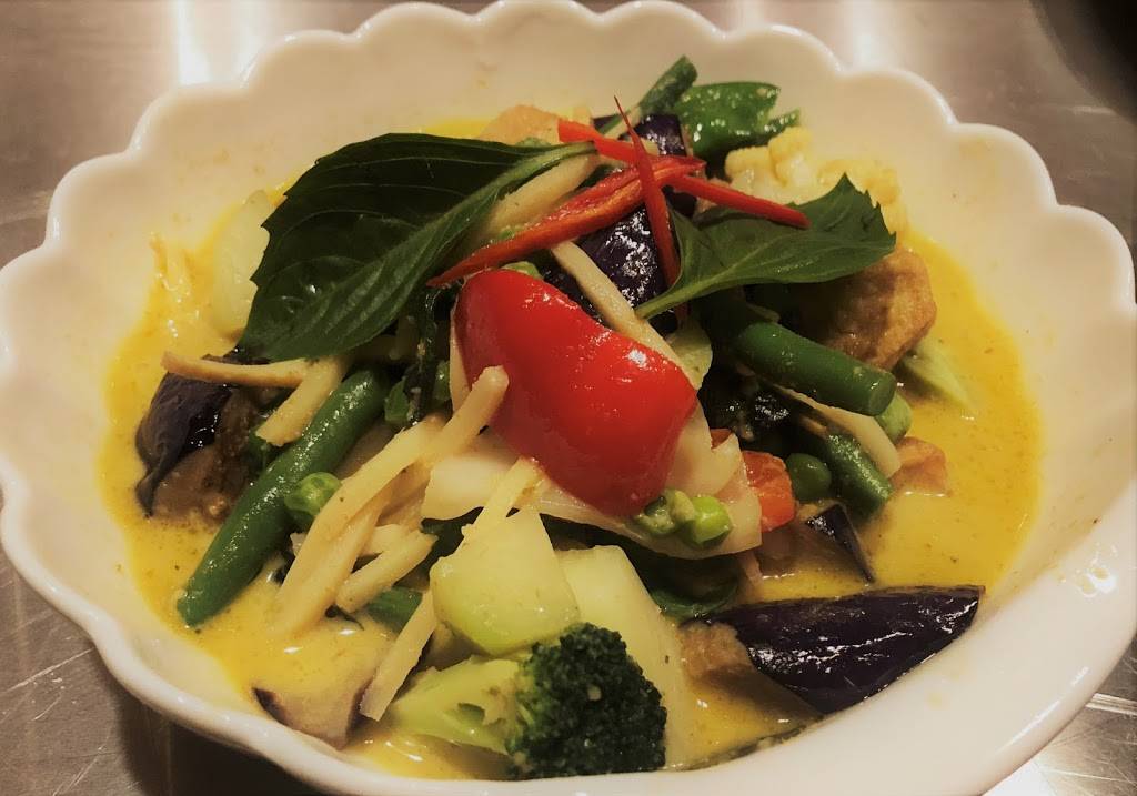 Little Asia | restaurant | 36 King St E, Dundas, ON L9H 1B8, Canada | 2892388100 OR +1 289-238-8100