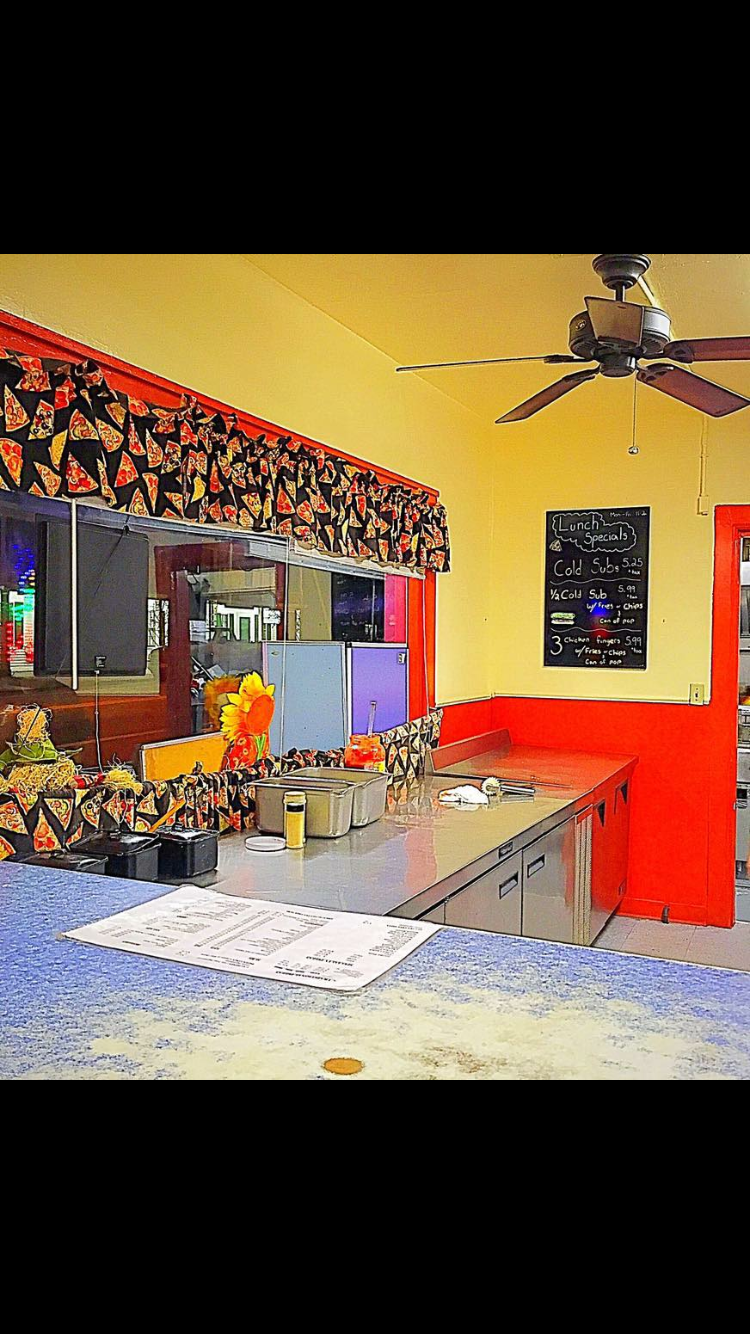 Eat’sa Pizza | restaurant | 8569 N Main St, Eden, NY 14057, USA | 7169929054 OR +1 716-992-9054