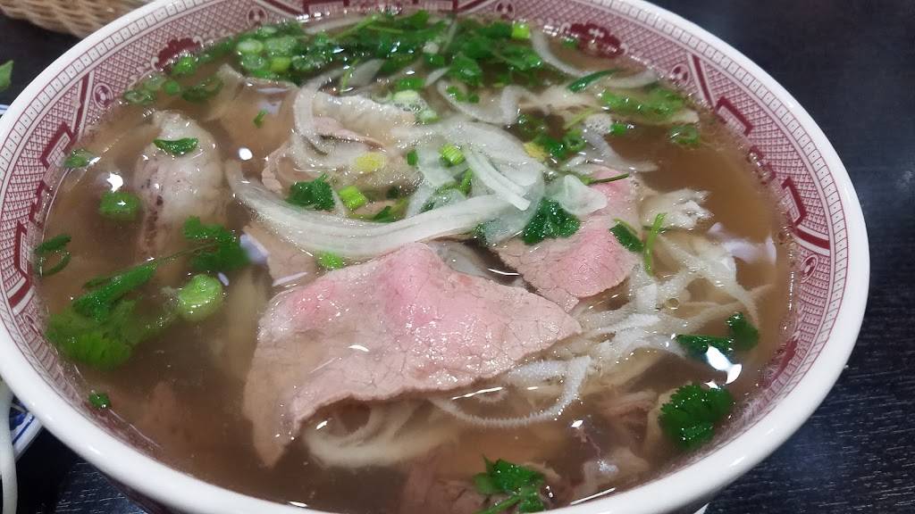 Pho Ha Vietnamese Restaurant | restaurant | 9938 Sierra Ave, Fontana, CA 92335, USA | 9096813193 OR +1 909-681-3193