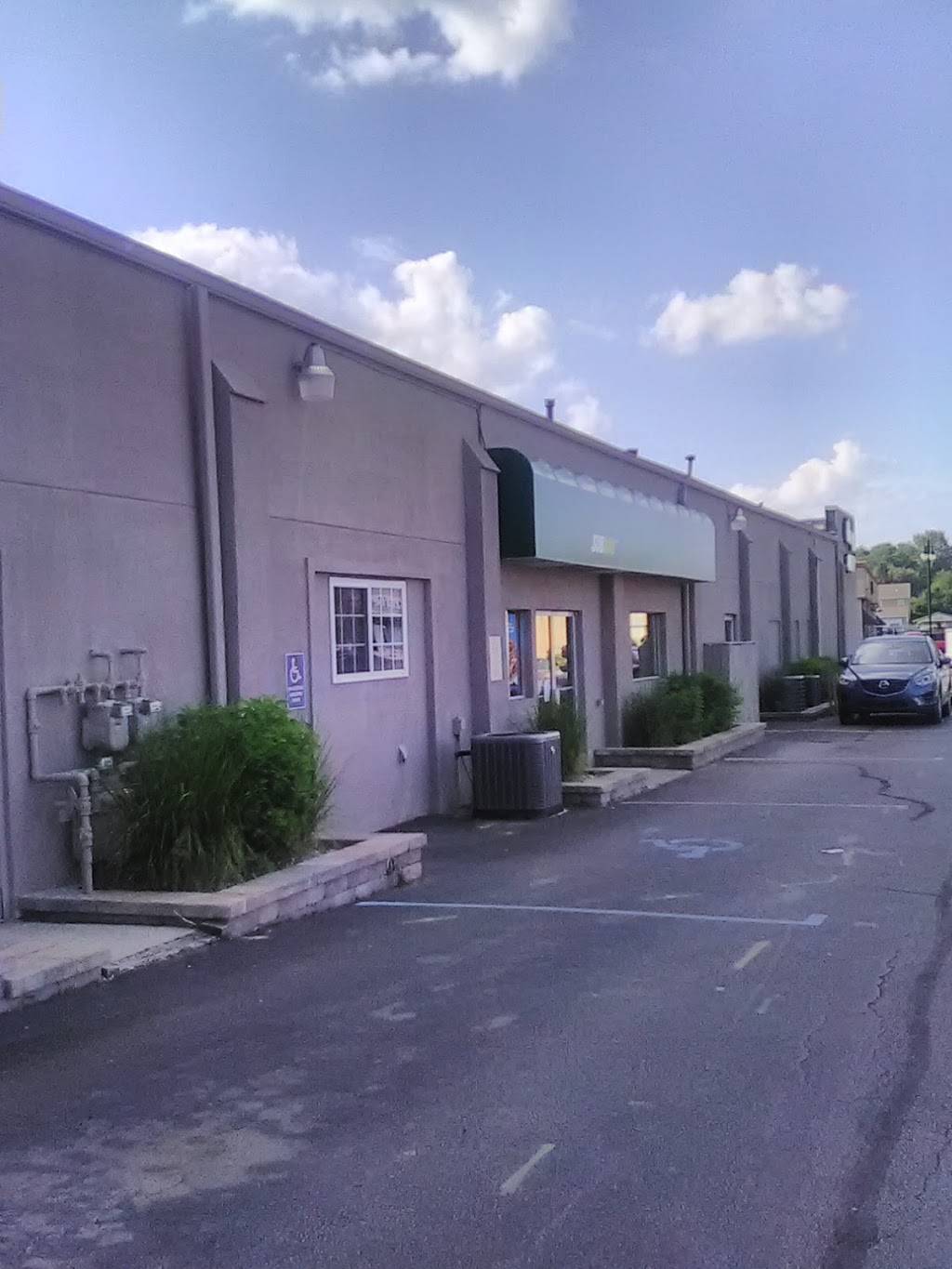 Subway | restaurant | 1710 E Lincolnway B, Valparaiso, IN 46383, USA | 2194657676 OR +1 219-465-7676