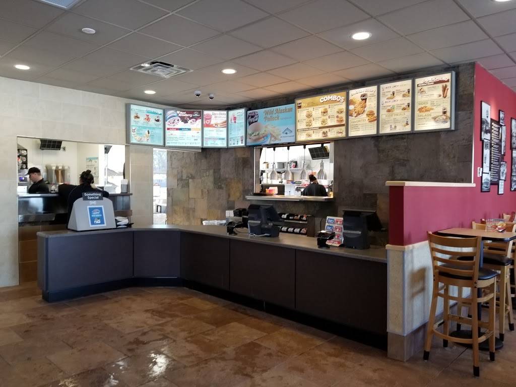 Dairy Queen Grill & Chill | restaurant | 1221 S 1st St, Willmar, MN 56201, USA | 3202352076 OR +1 320-235-2076