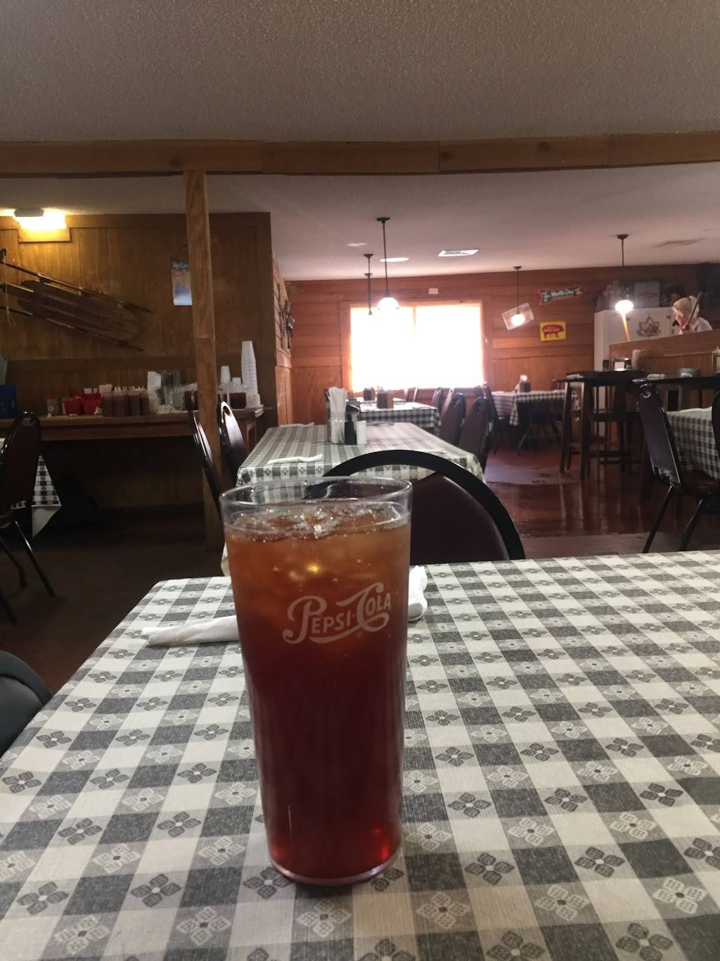 Sweet Ts Smokehouse | restaurant | 701 S Hutchinson Ave, Adel, GA 31620, USA | 2298961665 OR +1 229-896-1665