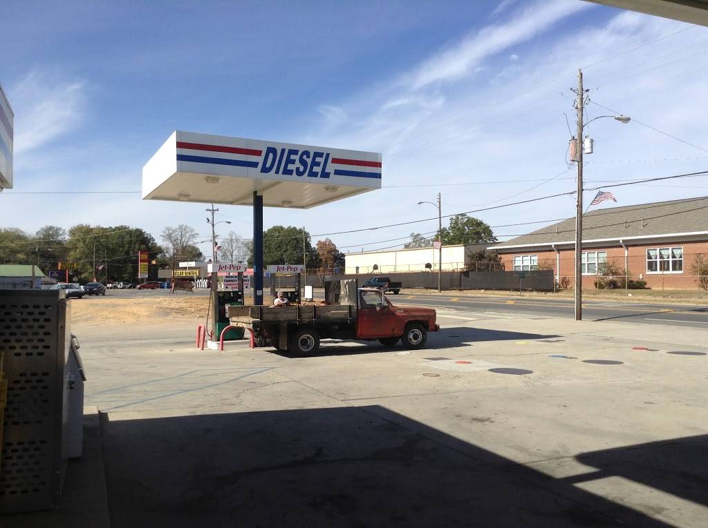 Crossville Marathon | meal takeaway | 3359, 14641 AL-68, Crossville, AL 35962, USA | 2565282259 OR +1 256-528-2259