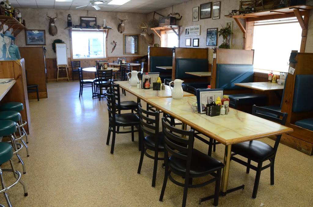 Klunders Kafe | restaurant | 929 W Milwaukee St, New Hampton, IA 50659, USA | 6413944973 OR +1 641-394-4973