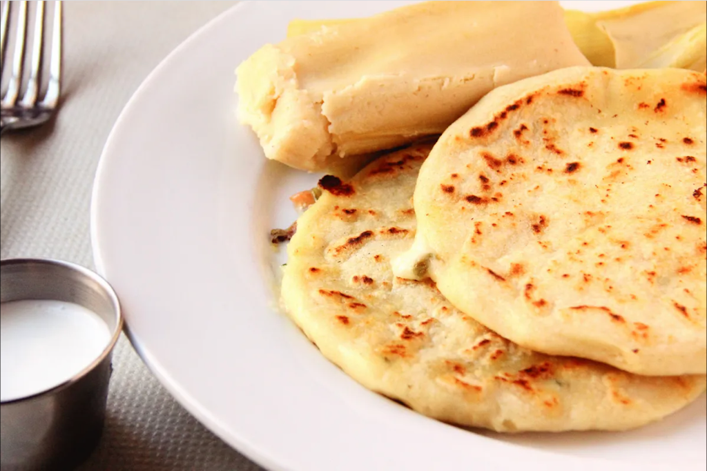 El Rinconsito Salvadoreño 1 | restaurant | 73 Helen St Apt F, Hamden, CT 06514, USA | 2035037724 OR +1 203-503-7724