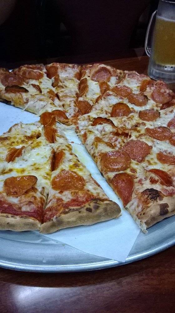 Lamppost Pizza | restaurant | 3290 Northgate Blvd, Sacramento, CA 95833, USA | 9169292222 OR +1 916-929-2222