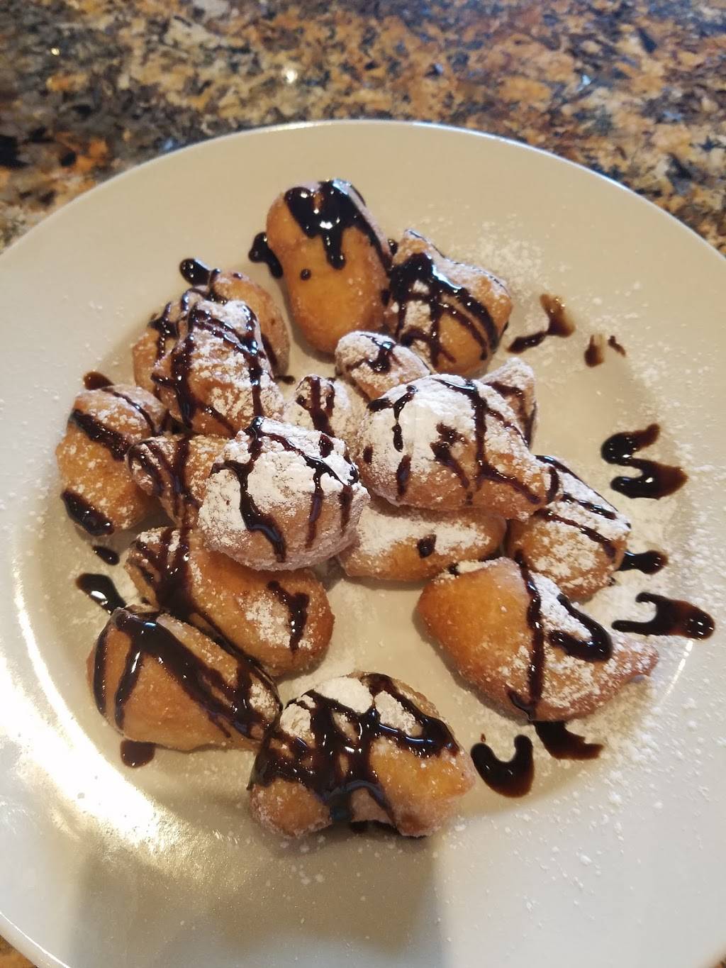 Vesuvios Ristorante | restaurant | 300 Dupont Ave, Newburgh, NY 12550, USA | 8455653199 OR +1 845-565-3199