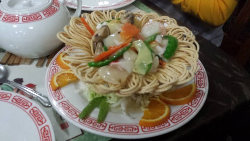 Peking Chinese Restaurant | restaurant | 1013 Superior Ave, Tomah, WI 54660, USA | 6083722960 OR +1 608-372-2960