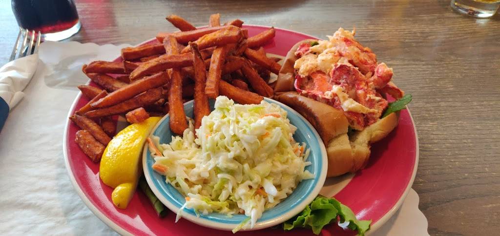 Atlantic Grille | restaurant | 91 Aquidneck Ave, Middletown, RI 02842, USA | 4018494440 OR +1 401-849-4440