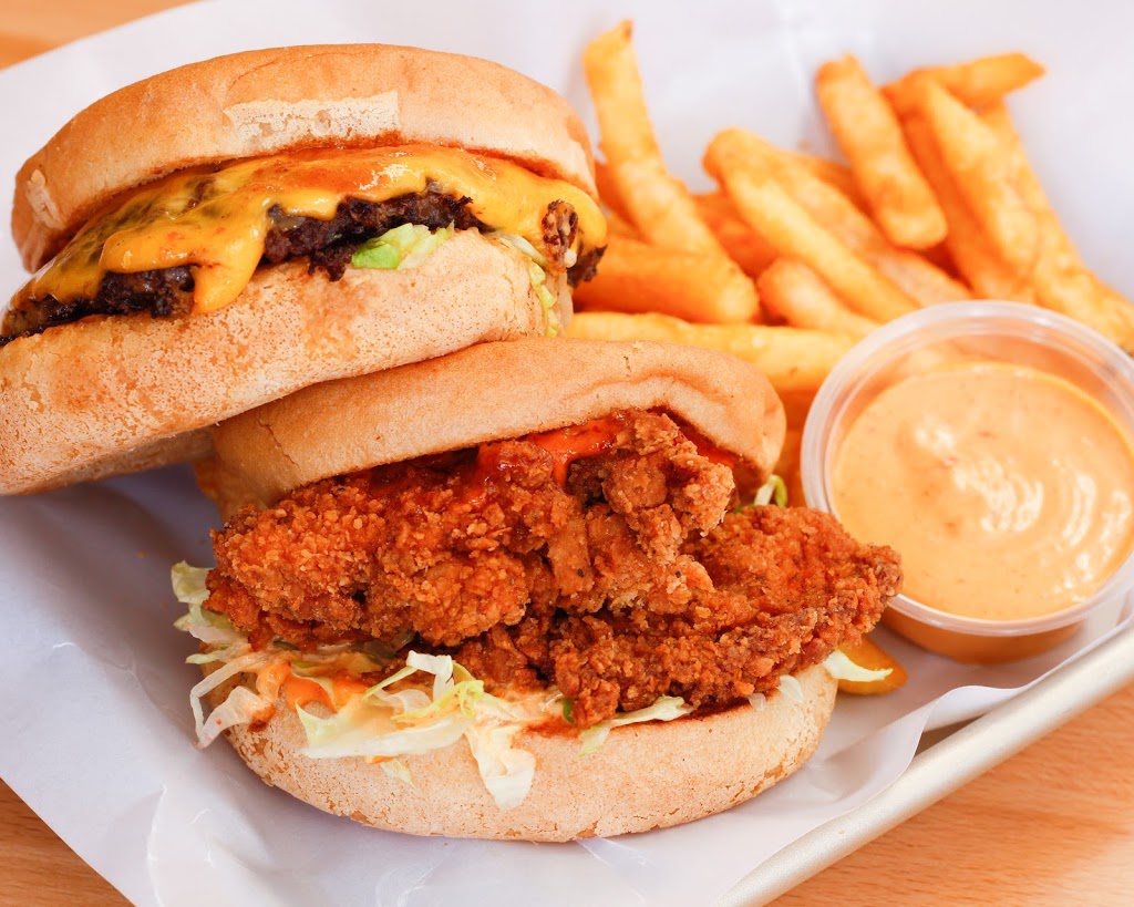 Holy Cow | restaurant | 34 Canal St, New York, NY 10002, USA | 2127749446 OR +1 212-774-9446