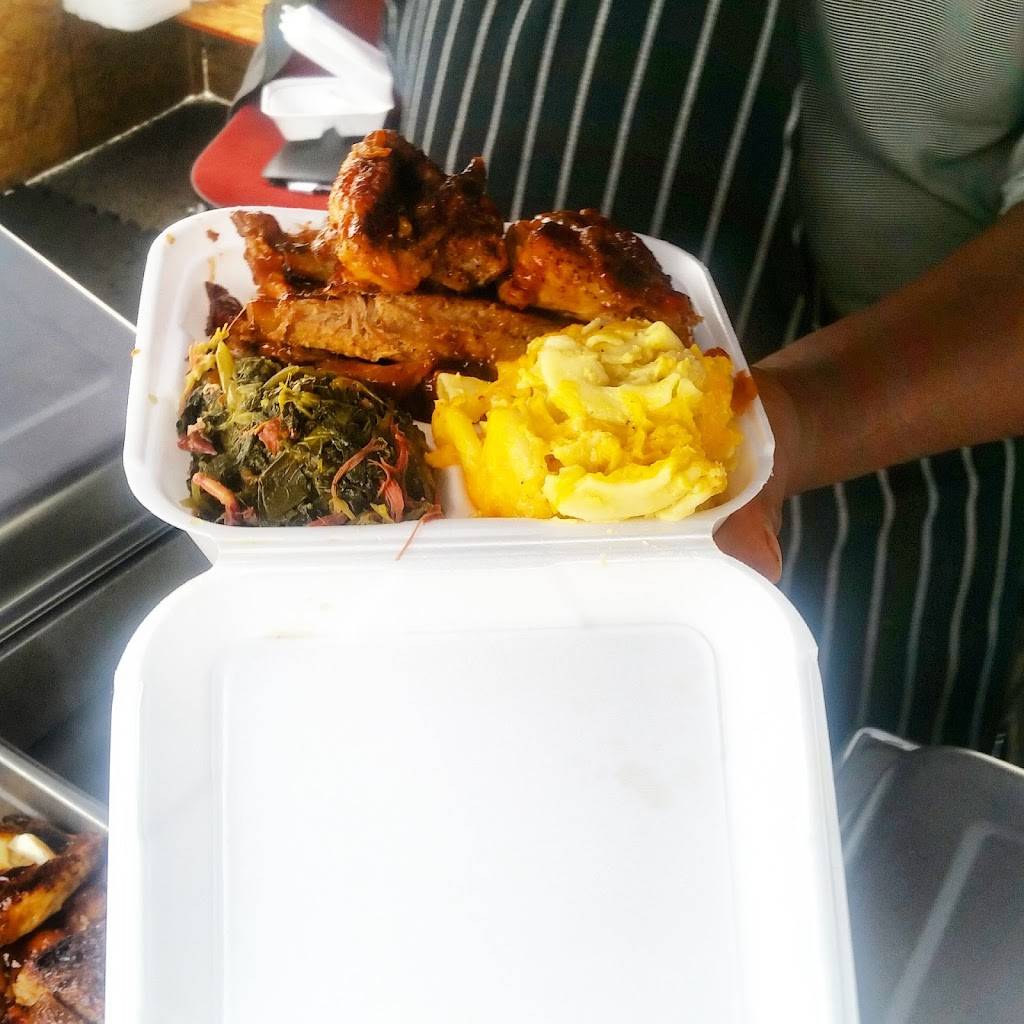 Rowe Entertainment BBQ | restaurant | 333 Rosecrans Ave, Gardena, CA 90248, USA | 5626182107 OR +1 562-618-2107