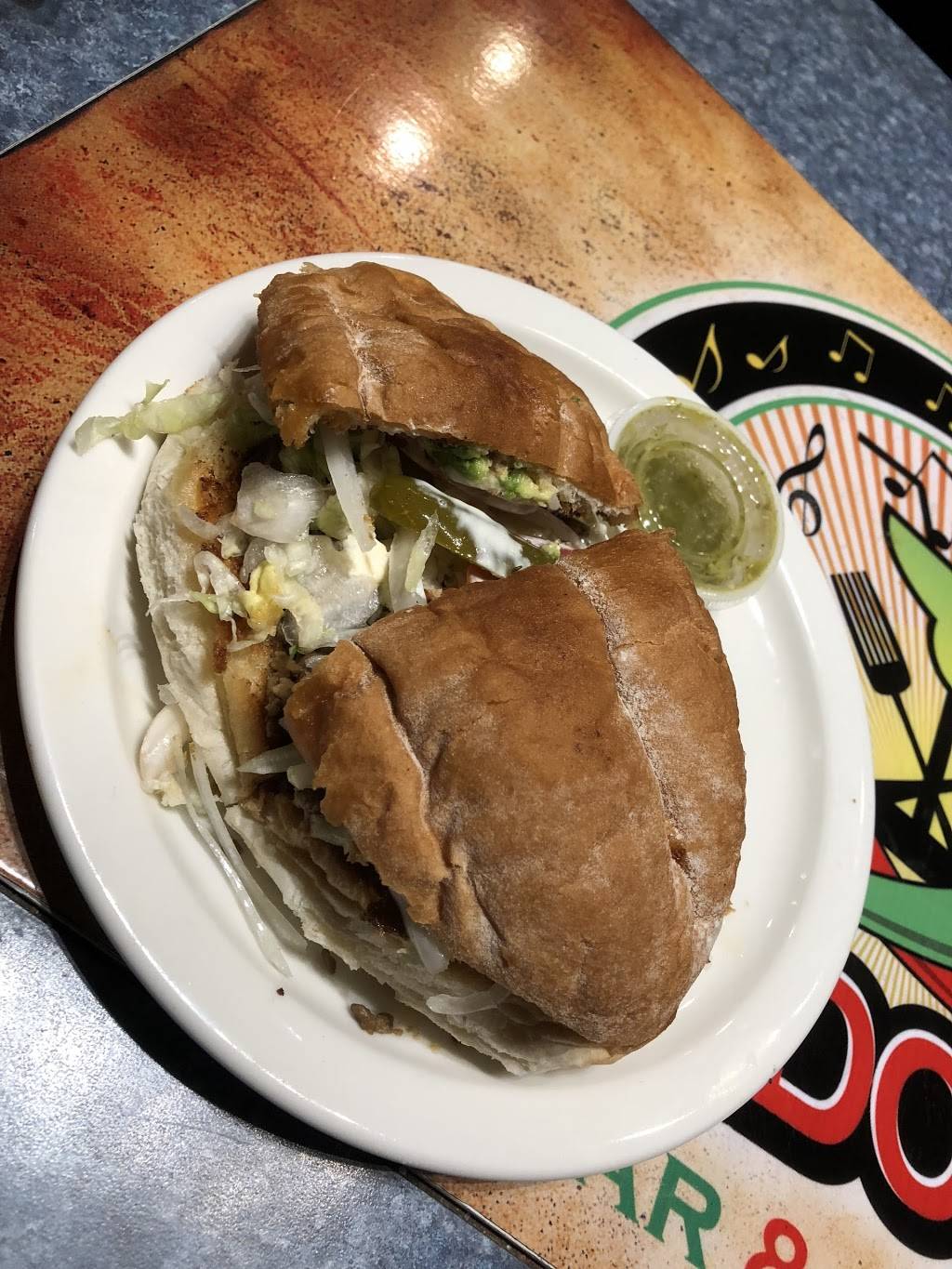 Mendozas Bar and Grill | restaurant | 551 E Moana Ln, Reno, NV 89502, USA | 7753846528 OR +1 775-384-6528