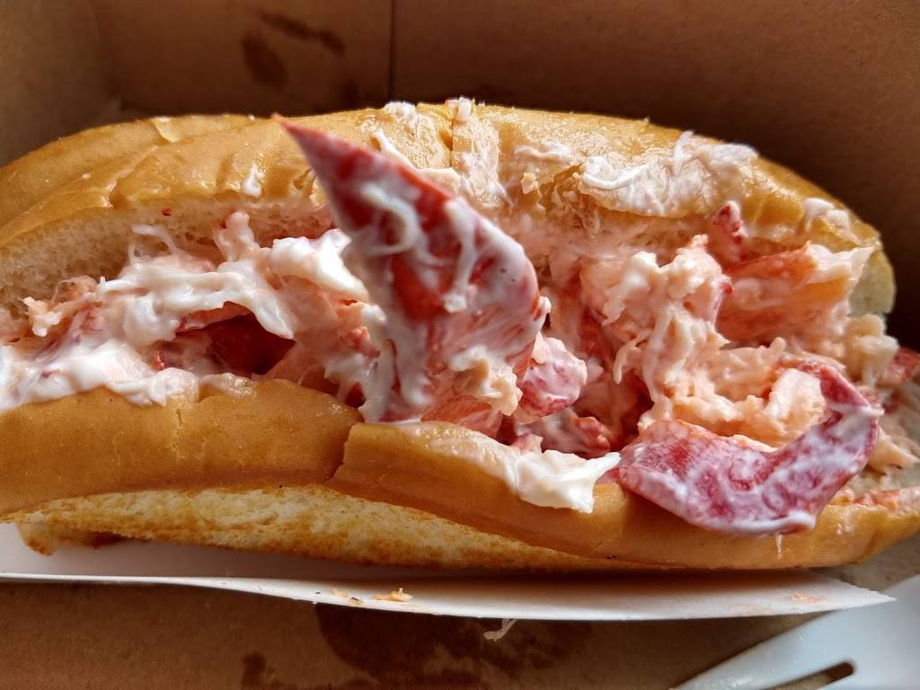 The Beach Plum | restaurant | 16 Ocean Blvd, North Hampton, NH 03862, USA | 6039647451 OR +1 603-964-7451