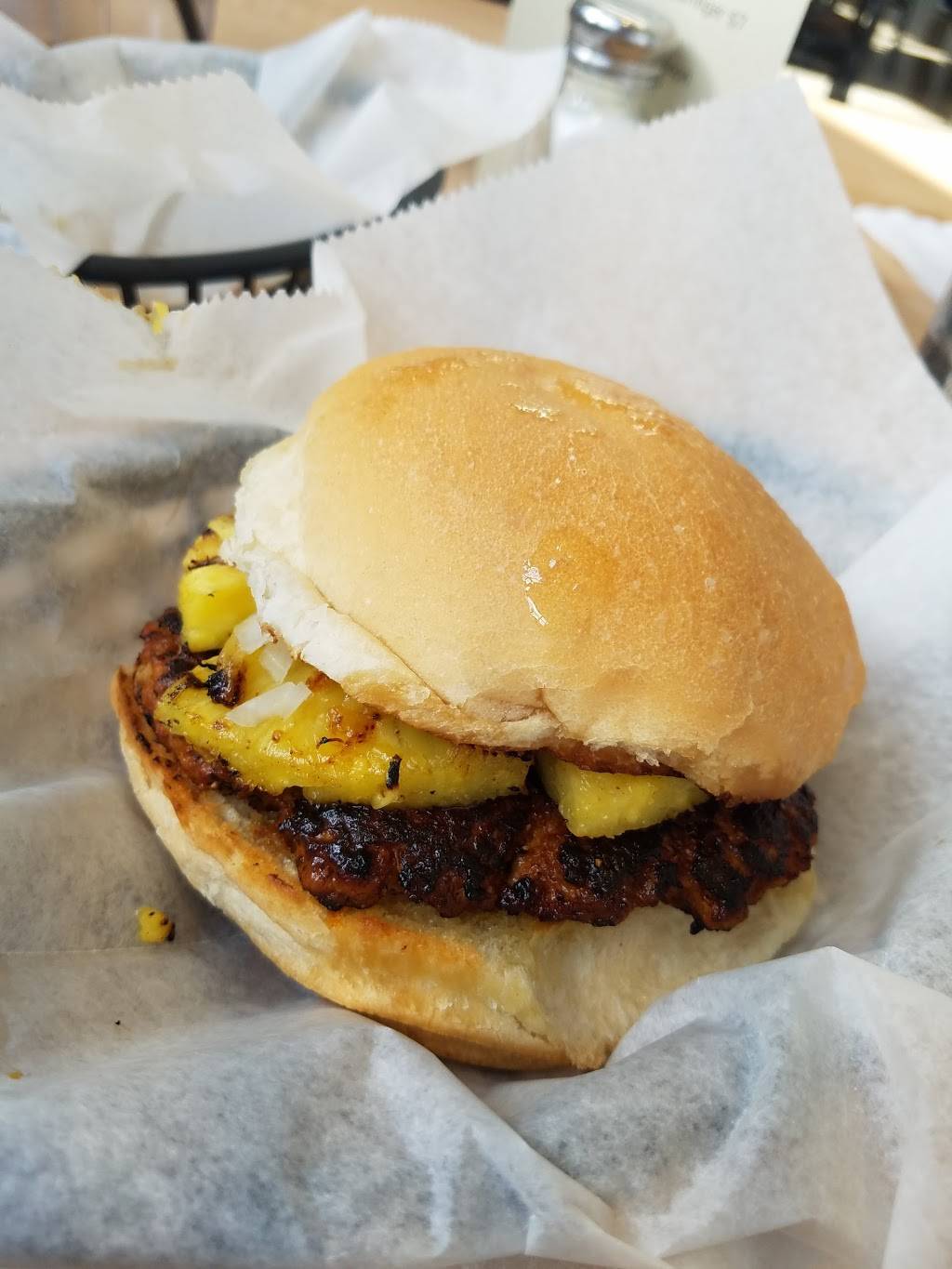 The Walnut | restaurant | 1417 Walnut St, Des Moines, IA 50309, USA | 5152821000 OR +1 515-282-1000