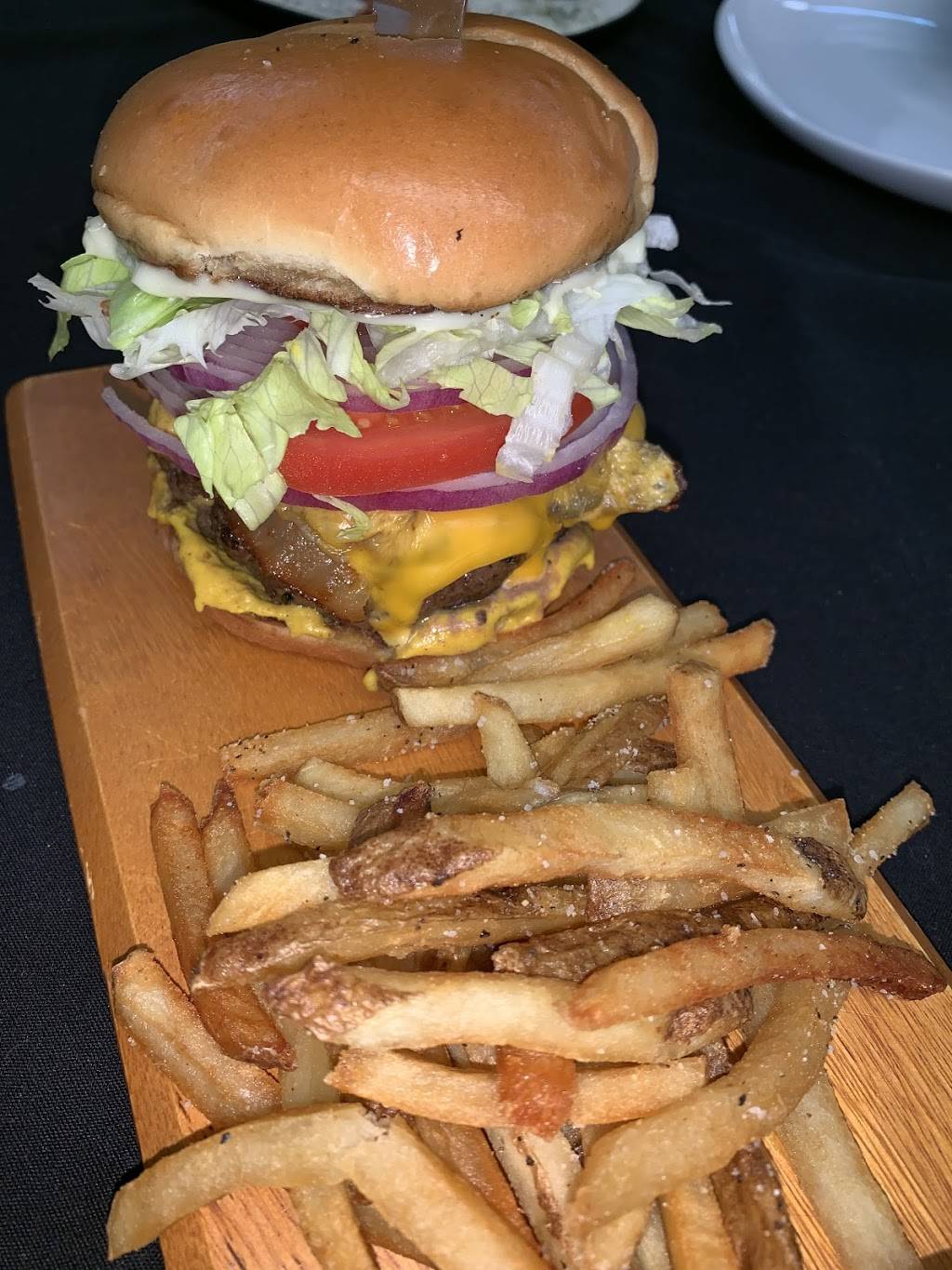 Woodys Tupelo Steakouse & Lounge | night club | 619 N Gloster St, Tupelo, MS 38804, USA | 6628400460 OR +1 662-840-0460