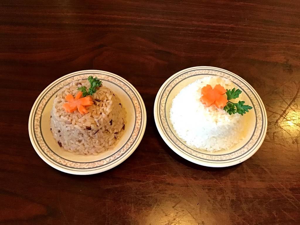 Thai Basil Signature Ahwatukee | restaurant | 4221 E Chandler Blvd # 106, Phoenix, AZ 85048, USA | 4807046013 OR +1 480-704-6013