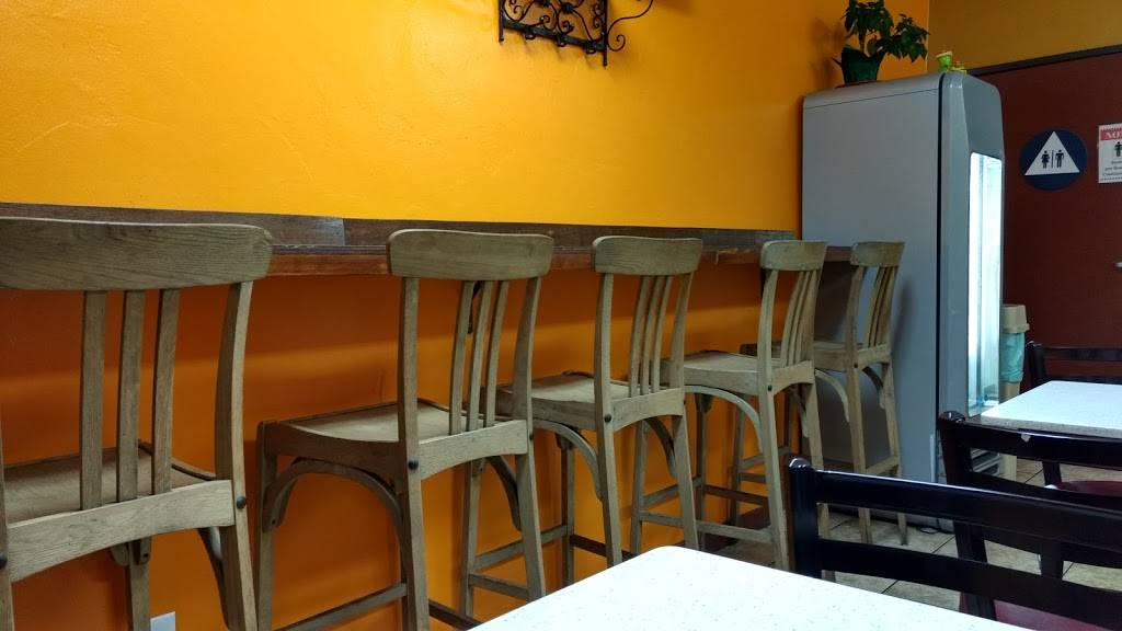 La Perla Cocina #2 | restaurant | 1880 Grand Ave, San Diego, CA 92109, USA | 8588867919 OR +1 858-886-7919